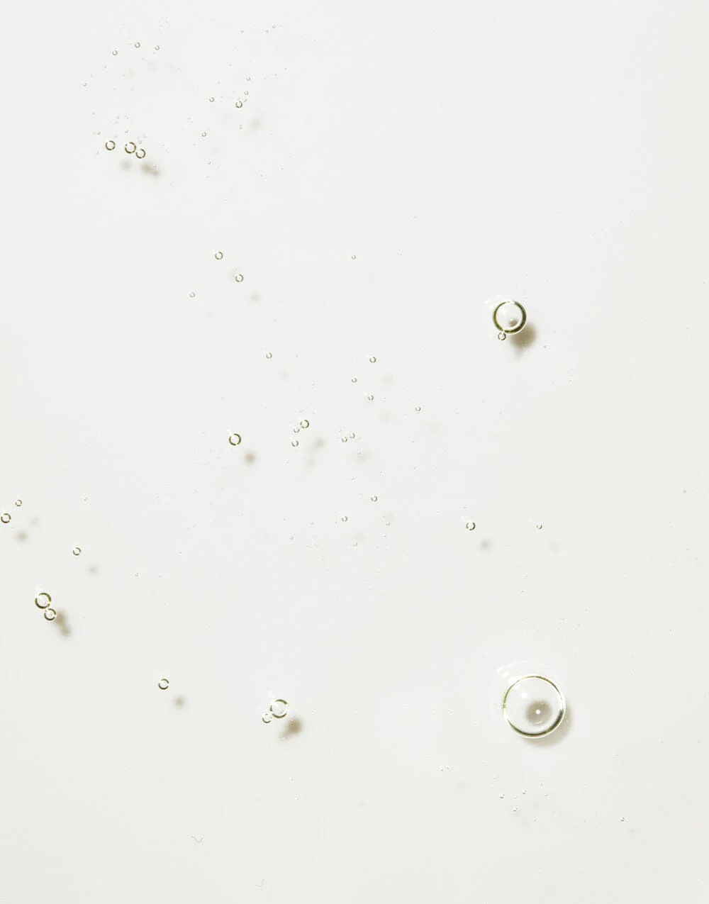 Essential Hydrating Oil - Image 5